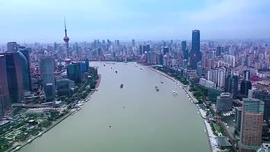 最新航拍上海外滩浦东黄浦江两岸建筑全景视频的预览图